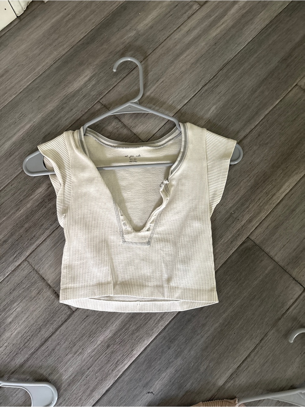 Urban Outfitters Cream Ribbed V-Neck Crop Tee